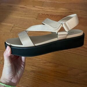 NEW & Other Stories tan platform sandals